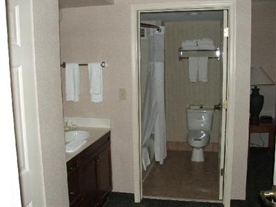 фото отеля Staybridge Suites McLean-Tysons Corner