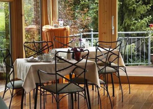 фото отеля Steinhausers Hotel Hochbuehl Oberstaufen