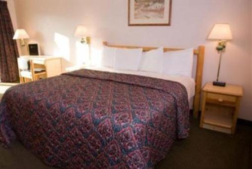 фото отеля Cedars Inn Hotel