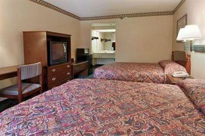 фото отеля Days Inn Chapel Hill