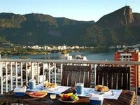 Everest Rio Hotel