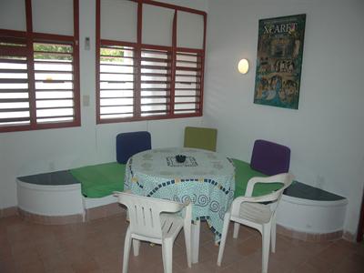 фото отеля La Petite France Vacation Rentals Puerto Morelos