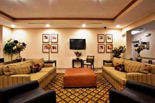 фото отеля Candlewood Suites Norfolk Airport