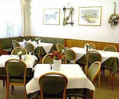 фото отеля Sankt Josef Hotel Würzburg