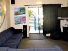 фото отеля Surf N Sun Beachside Backpackers