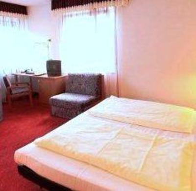 фото отеля Center Hotel Schlangenbader Hof