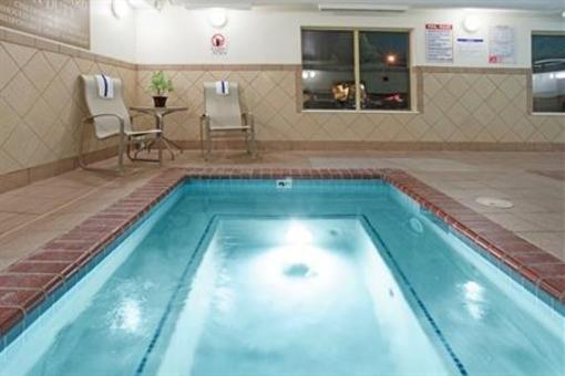 фото отеля Holiday Inn Express Hotel & Suites Sandy