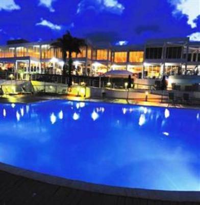 фото отеля Opal Cove Resort