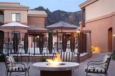 фото отеля Embassy Suites Tucson Paloma Village
