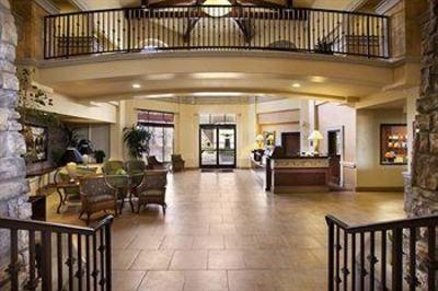 фото отеля Embassy Suites Tucson Paloma Village