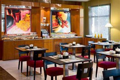 фото отеля NH Ciudad De La Imagen Hotel Pozuelo de Alarcon
