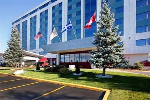 фото отеля Crowne Plaza Hotel Montreal Airport