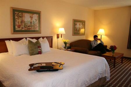 фото отеля Hampton Inn Tampa-Veterans Expressway/Waters Avenue