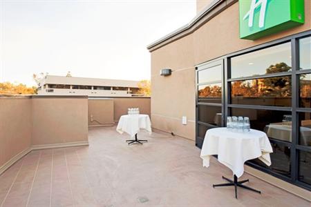 фото отеля Holiday Inn Irvine Spectrum