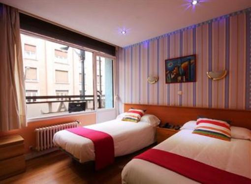 фото отеля Hostal Central Bilbao