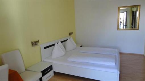 фото отеля Arkadenhof Pension