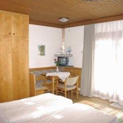 фото отеля Und Ferienwohnungen Pension
