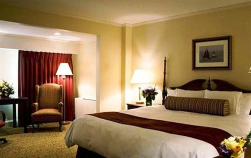 фото отеля Hilltop Hotel & Conference Center Seekonk