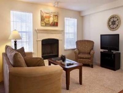 фото отеля Marriott ExecuStay Pavilions Apartments Manchester (Connecticut)
