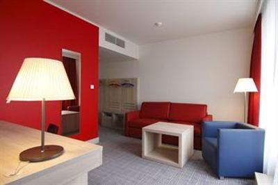 фото отеля Park Inn by Radisson Linz