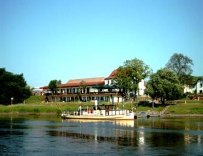 фото отеля Elbterrassen zu Brambach