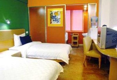 фото отеля Garden Inn (Chongqing Guanyin Bridge Walking Street)