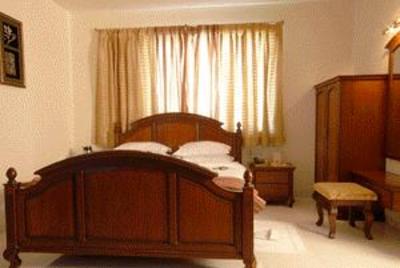 фото отеля Hotel Royalty Pune