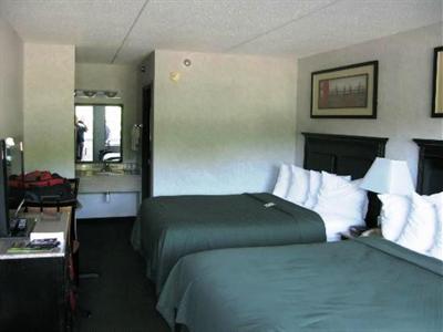 фото отеля Quality Inn & Suites Gibsonia