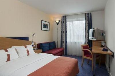 фото отеля Holiday Inn Express Koln-Mulheim