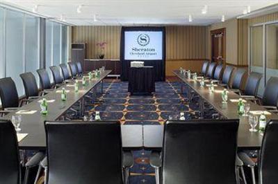 фото отеля Sheraton Cleveland Airport Hotel