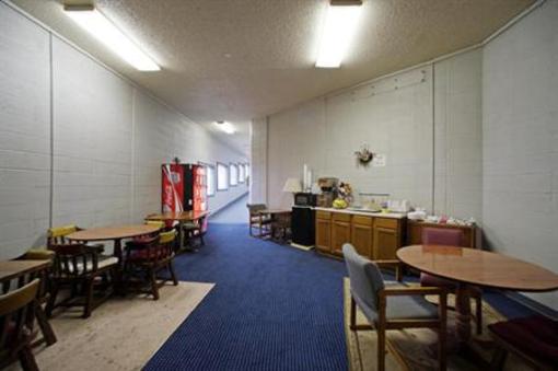 фото отеля Americas Best Value Inn Faribault
