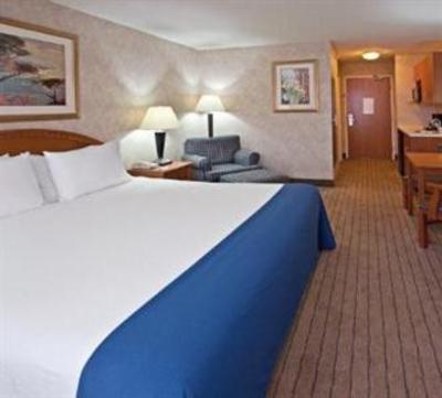 фото отеля Holiday Inn Express Hotel & Suites Pontoon Beach