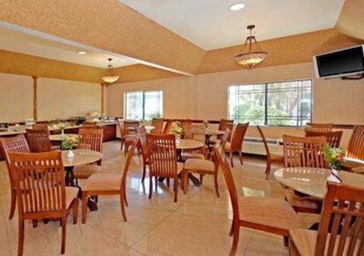 фото отеля Comfort Suites Redlands