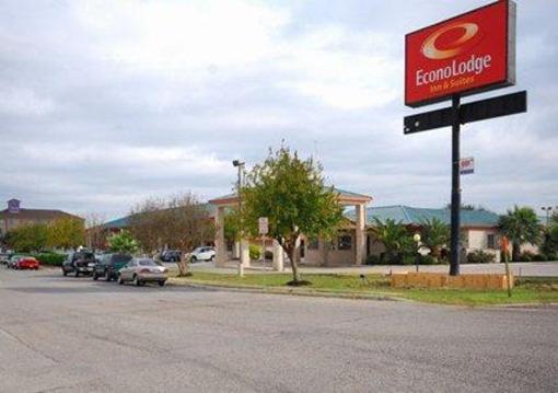 фото отеля Econo Lodge Inn & Suites Fiesta Park