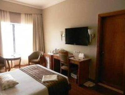 фото отеля President Hotel Bangalore