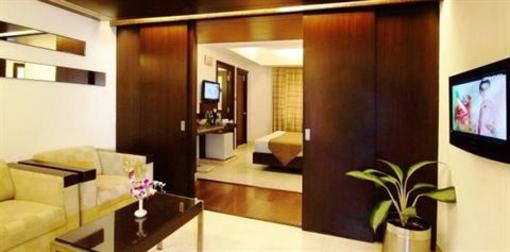 фото отеля President Hotel Bangalore