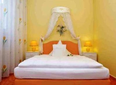 фото отеля Hotel Alpha Hannover