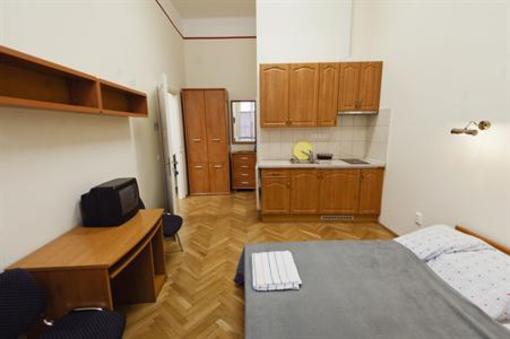 фото отеля Guest Rest Budapest Hostel