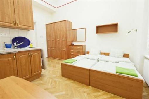 фото отеля Guest Rest Budapest Hostel