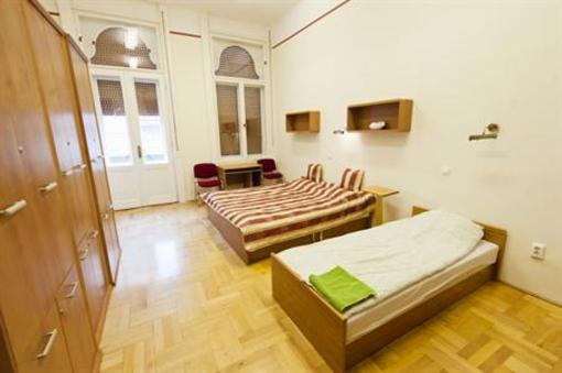 фото отеля Guest Rest Budapest Hostel