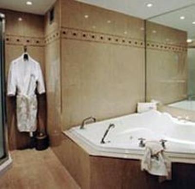 фото отеля Hotel Universel Montreal