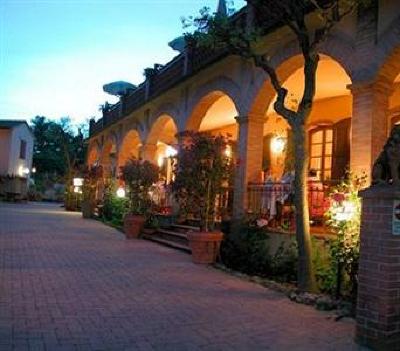 фото отеля Hotel Le Renaie