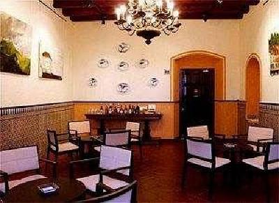 фото отеля Castell De l'Oliver Hotel Sant Vicenc de Montalt