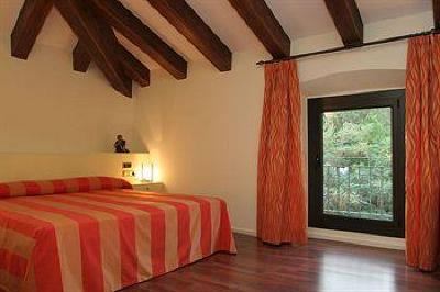 фото отеля Castell De l'Oliver Hotel Sant Vicenc de Montalt