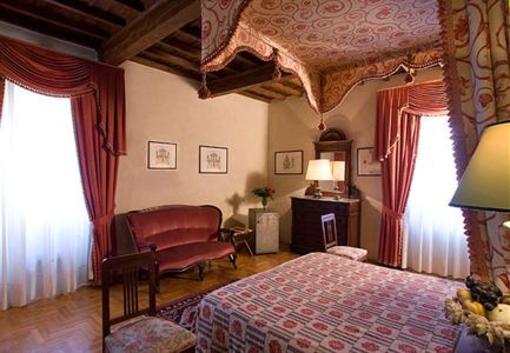 фото отеля Hotel Loggiato dei Serviti