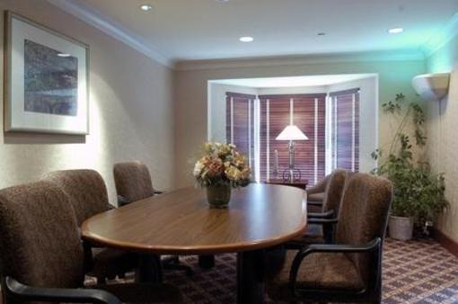 фото отеля Staybridge Suites Chicago Oakbrook Terrace
