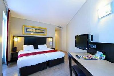 фото отеля Comfort Hotel Andre Latin
