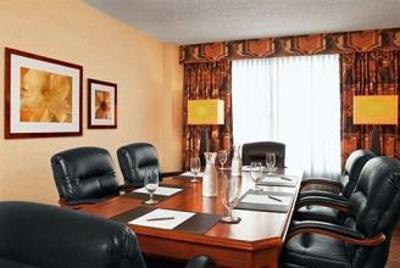 фото отеля Sheraton Suites Galleria Atlanta