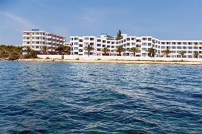фото отеля Apartamentos Playa Sol II Ibiza