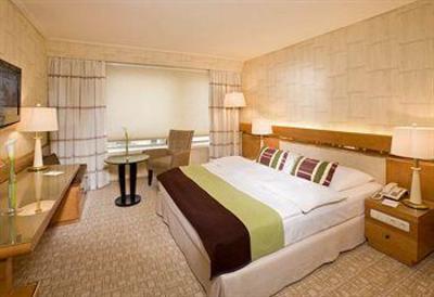 фото отеля Hotel Nikko Dusseldorf